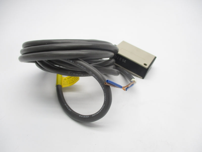 OMRON E3E2-DS20Y1-US 100-240VAC NSMP