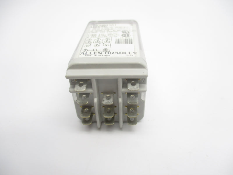 ALLEN BRADLEY 700-HB33A1 SER. A 120VAC 10A (BK/YL) NSMP