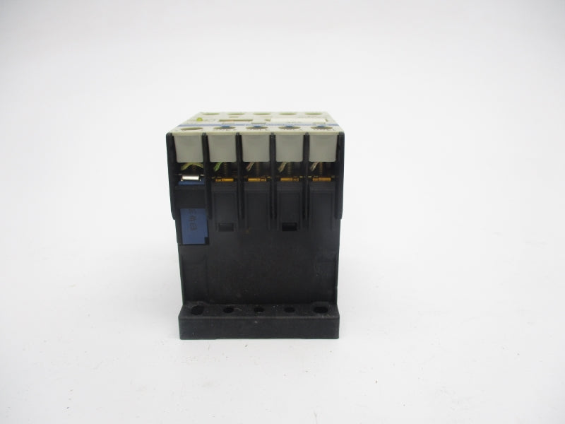 TELEMECANIQUE CA4KN22 24V NSNP