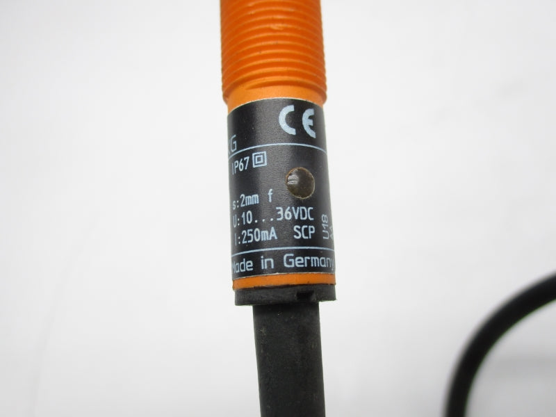 IFM EFECTOR IF-3002-BPKG IF5865 10-36VDC UNMP