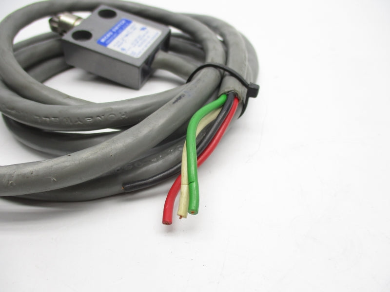 MICRO SWITCH 914CE2-6 250VAC 5A UNMP