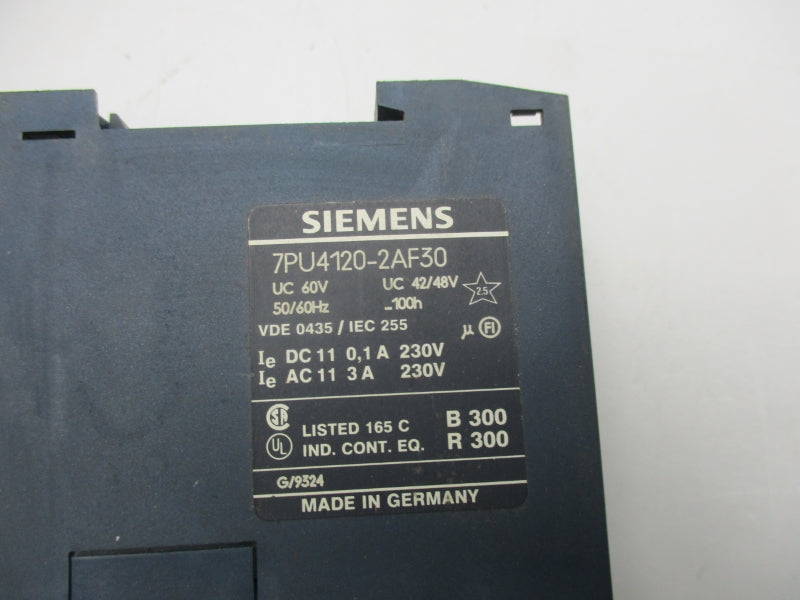 SIEMENS 7PU4120-2AF30 230V 3A 100H UNMP