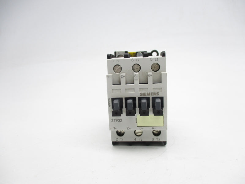 SIEMENS 3TF3200-0AK61 110/120V 18A NSMP