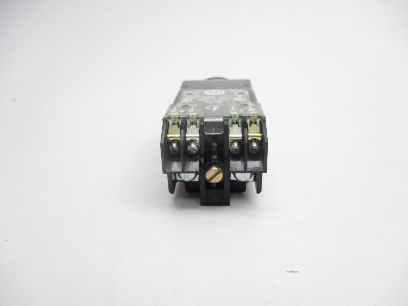 ALLEN BRADLEY 800MR-PB16GAS SER. D 120V (WH) NSMP