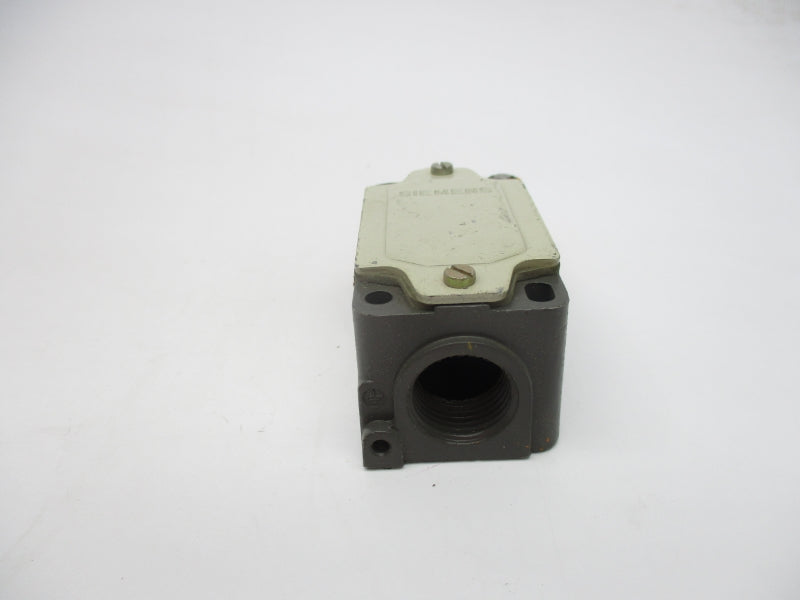 SIEMENS 3SE3170-1E 600VAC 10A UNMP
