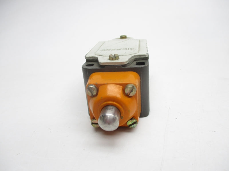 SIEMENS 3SE3170-1C 600VAC 10A UNMP