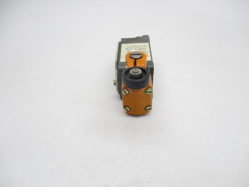 SIEMENS 3SE3170-1G 600VAC 10A UNMP