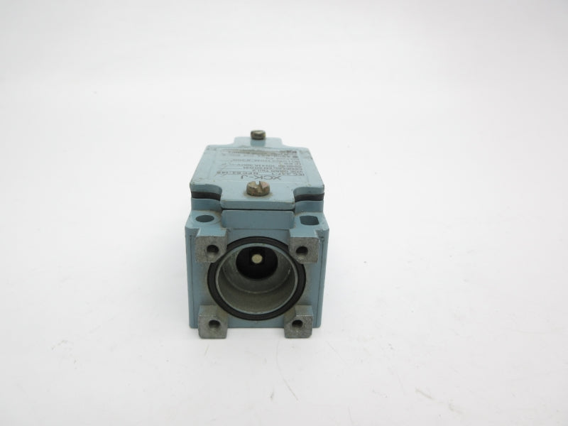 TELEMECANIQUE ZCK-J2H7 380V 10A UNMP