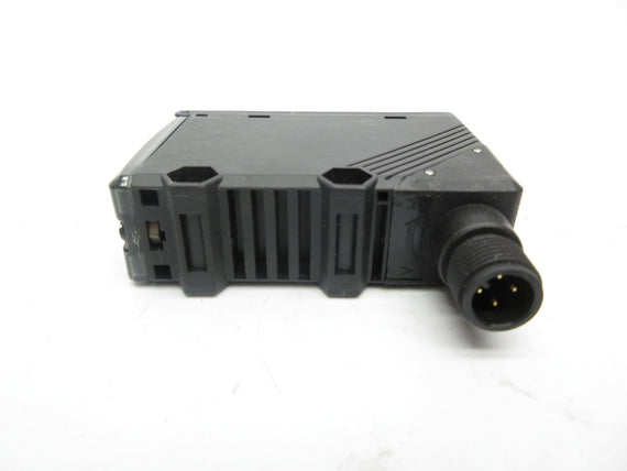 OMRON E3G-R17 10-30VDC NSNP