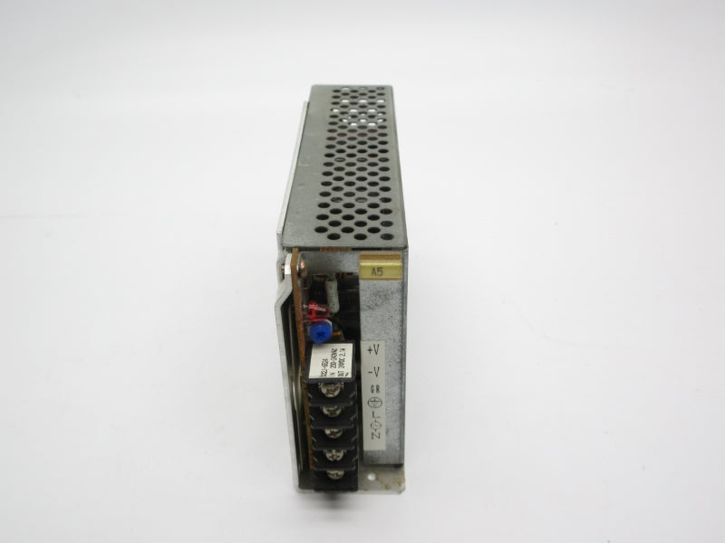 OMRON S82J-6524 200-240VAC 0.8A NSMP