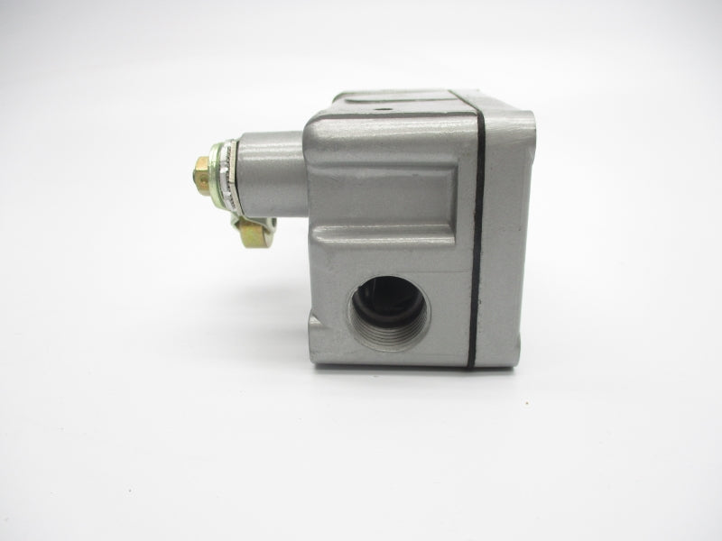 MICRO SWITCH OP-AR400 UNMP