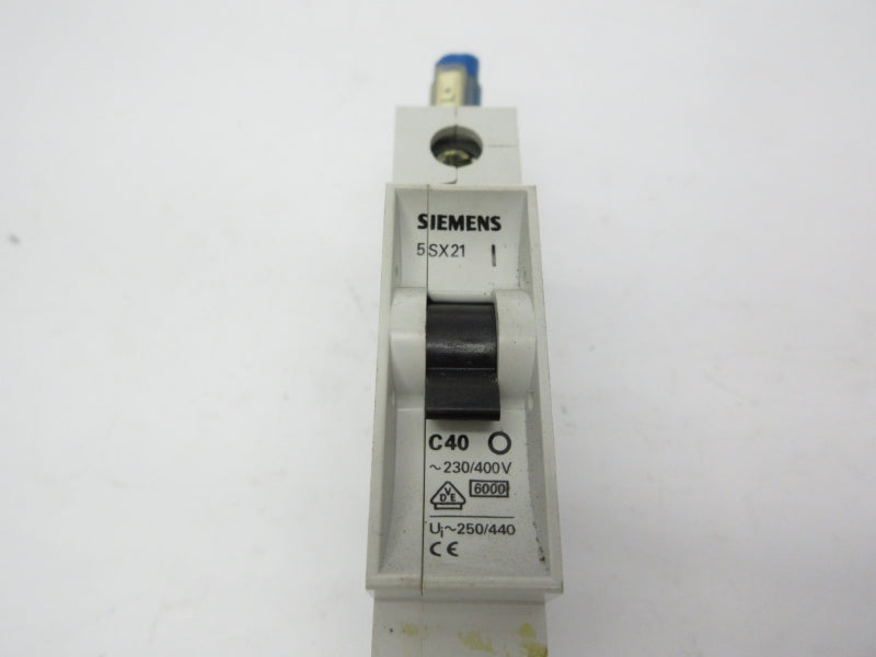 SIEMENS 5SX21-C40 440V 40A UNMP