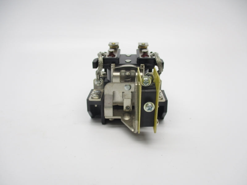 ALLEN BRADLEY 700HG42A1-5 SER. B 120VAC 5A NSNP