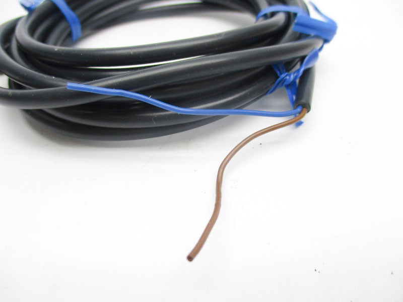 OMRON E3S-AT11-L 10-30VDC NSNP