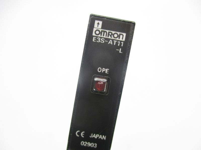 OMRON E3S-AT11-L 10-30VDC NSNP