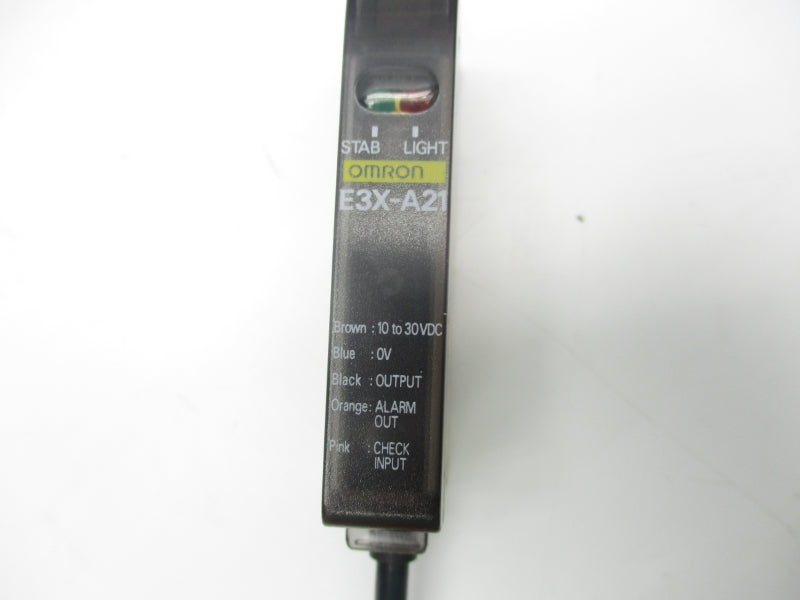 OMRON E3X-A21 10-30VDC UNMP