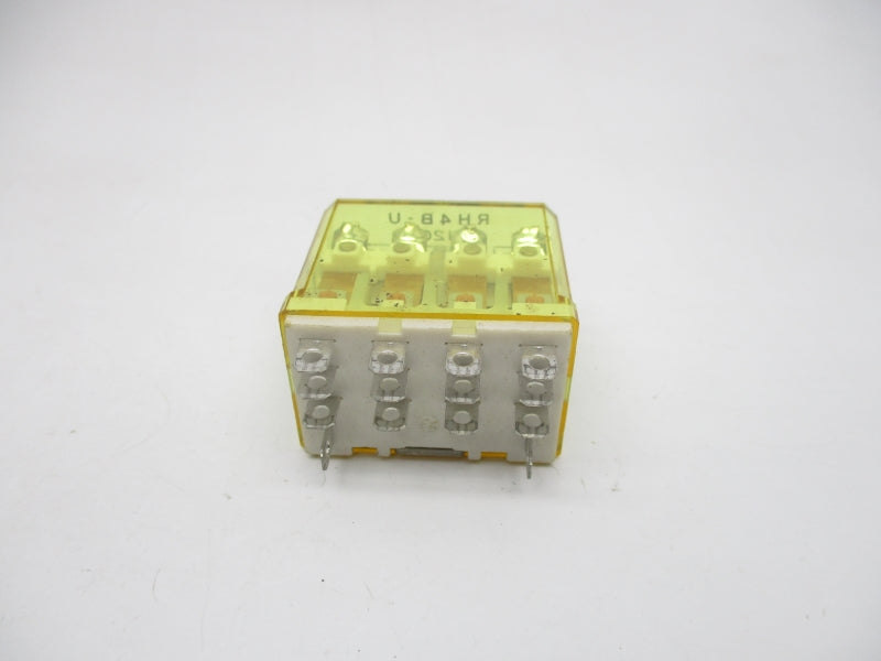 IDEC RH4B-U 120VAC UNMP