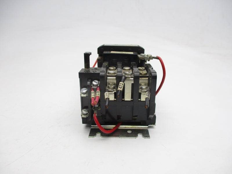 GENERAL ELECTRIC CR306B000LAA 110/120V 18A UNMP