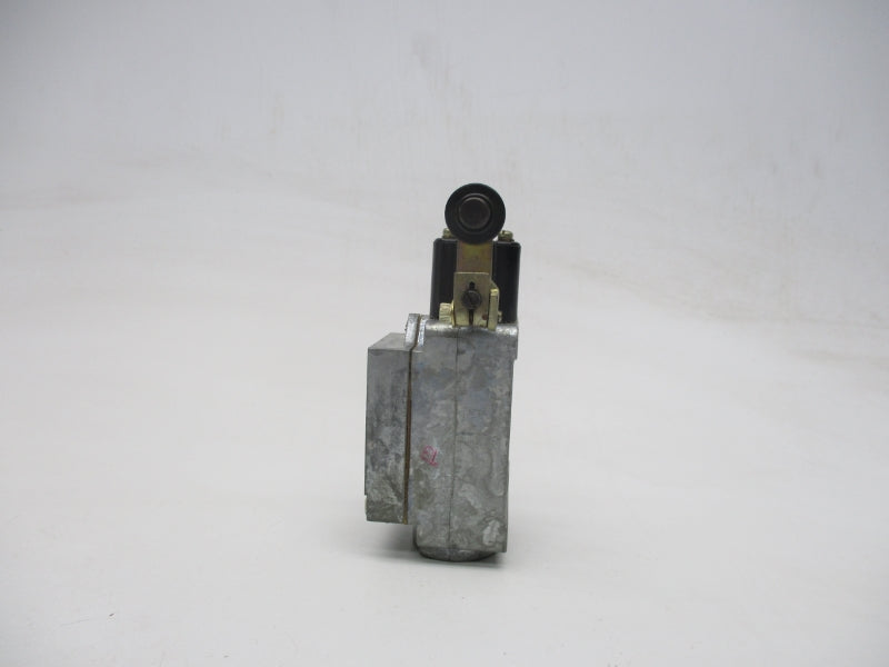 GENERAL ELECTRIC CR9440KIJ1 SER. A 600V NSNP