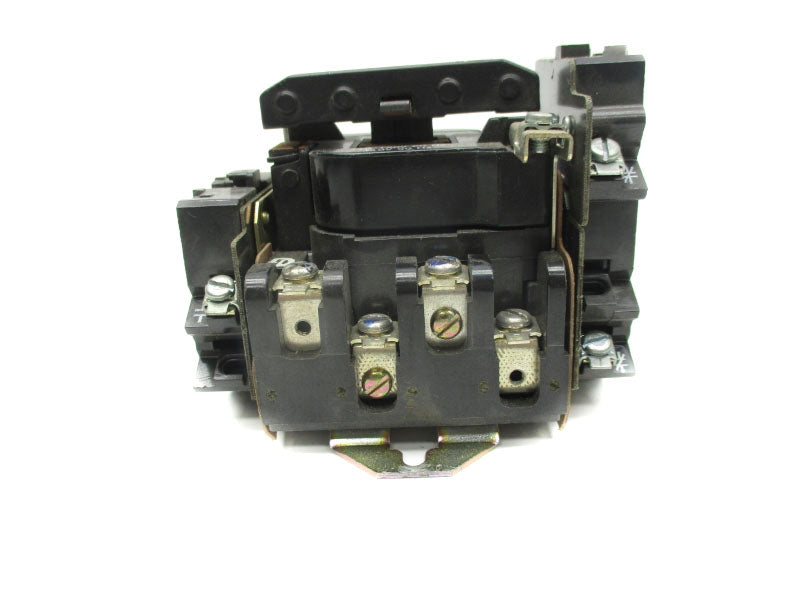 GENERAL ELECTRIC CR305C002AAST 110/115-120V 30A NSNP