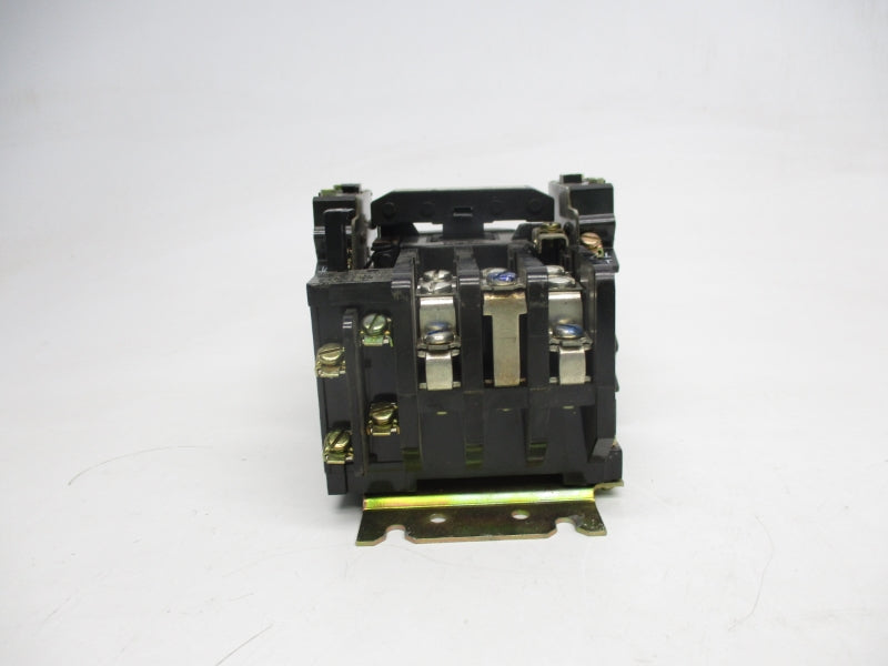 GENERAL ELECTRIC CR306C002ACDT 110/115-120V 27A UNMP