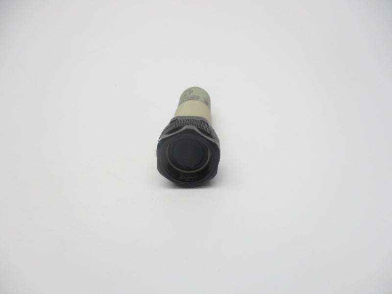 OMRON E3F2-DS10B4-P1 10-30VDC NSMP