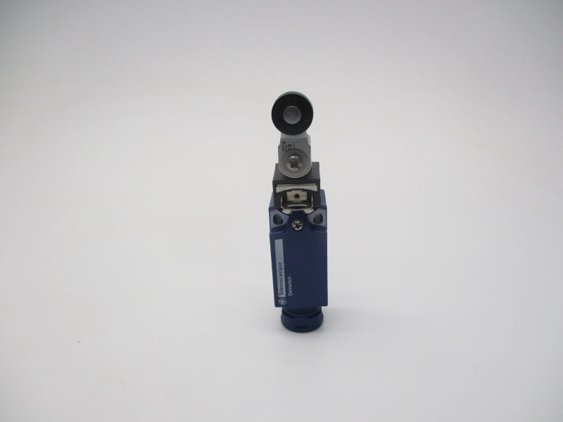 TELEMECANIQUE XCPR2118G13 240V 10A NSMP