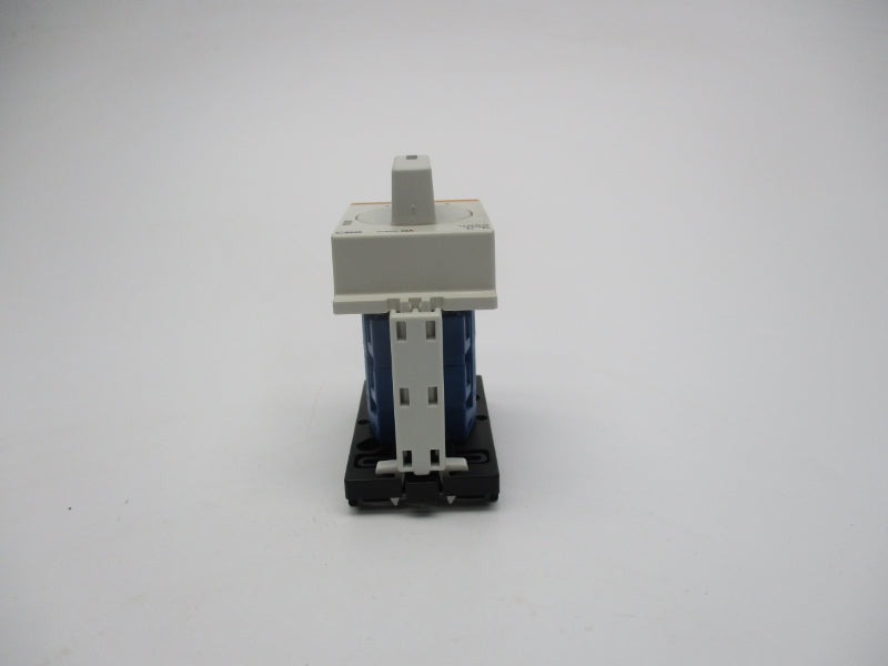 MERLIN GERIN 15120 415V 10A NSMP