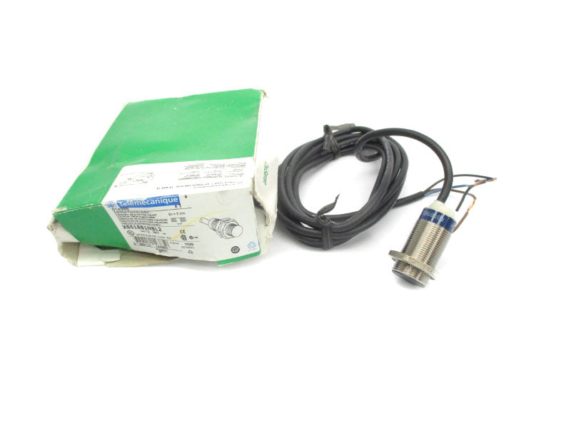 TELEMECANIQUE XS518B1NBL2 12-24V NSMP