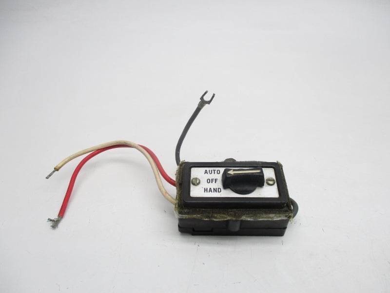 GENERAL ELECTRIC 55-188981P1 CR205X 600VAC UNMP
