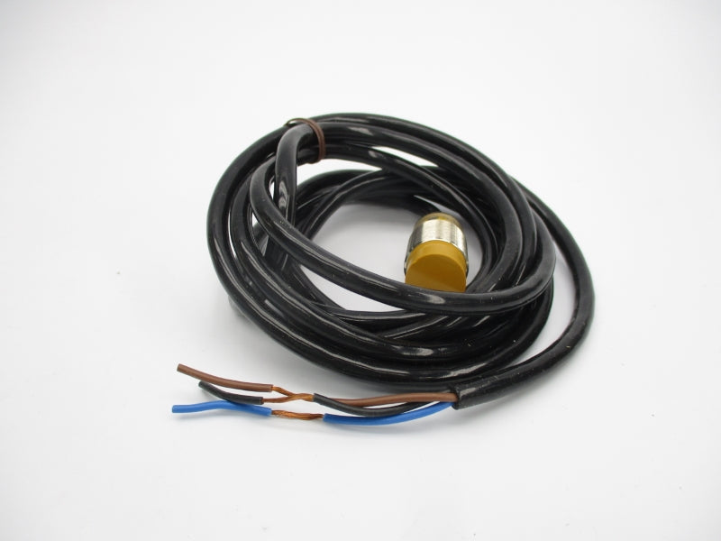 OMRON E2E-X10MF1-G 12-24VDC NSMP