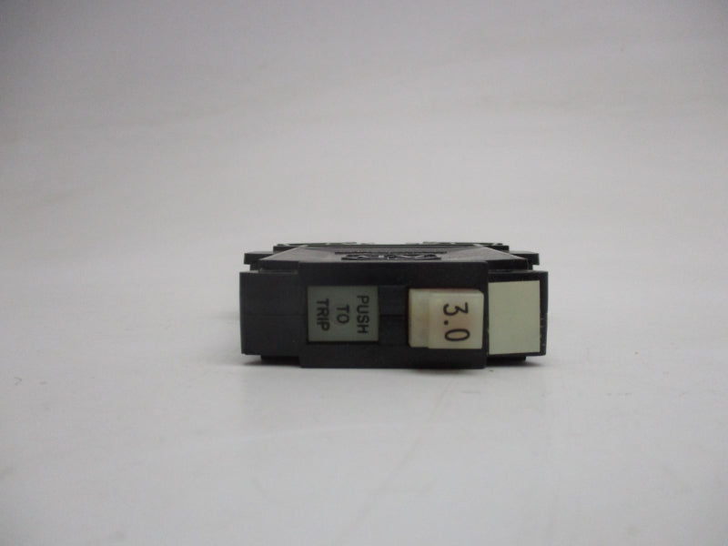 ALLEN BRADLEY 1492-G030 SER. B 250VAC 3A NSMP