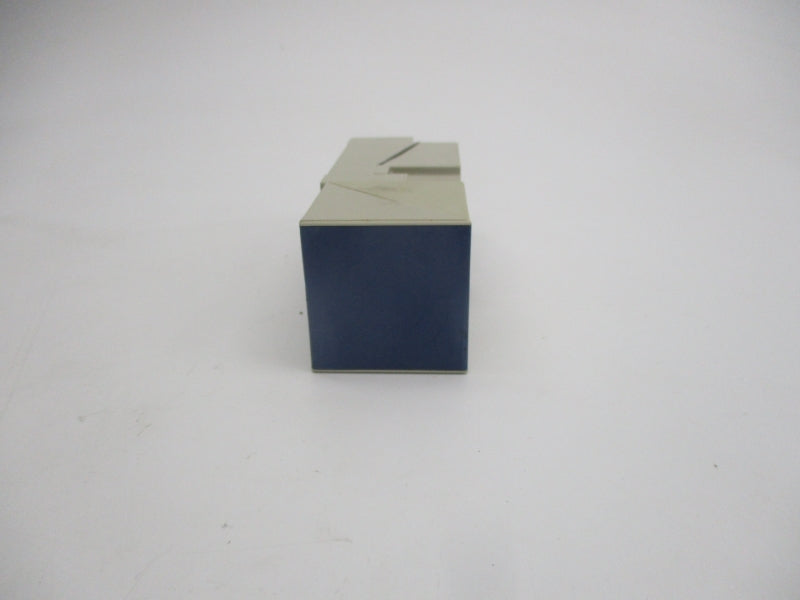 TELEMECANIQUE XS8C40PC440 12-48V NSMP