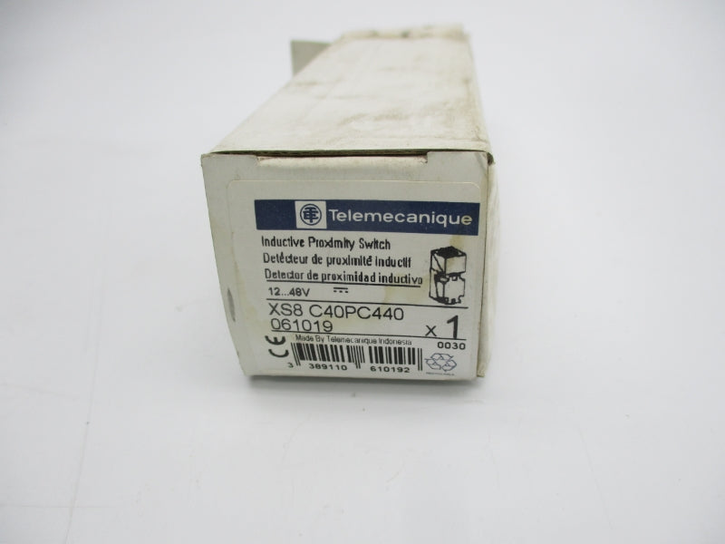 TELEMECANIQUE XS8C40PC440 12-48V NSMP
