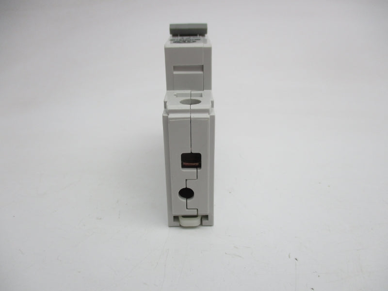 ALLEN BRADLEY 1492-CB1H030 SER. B 277VAC 3A NSNP