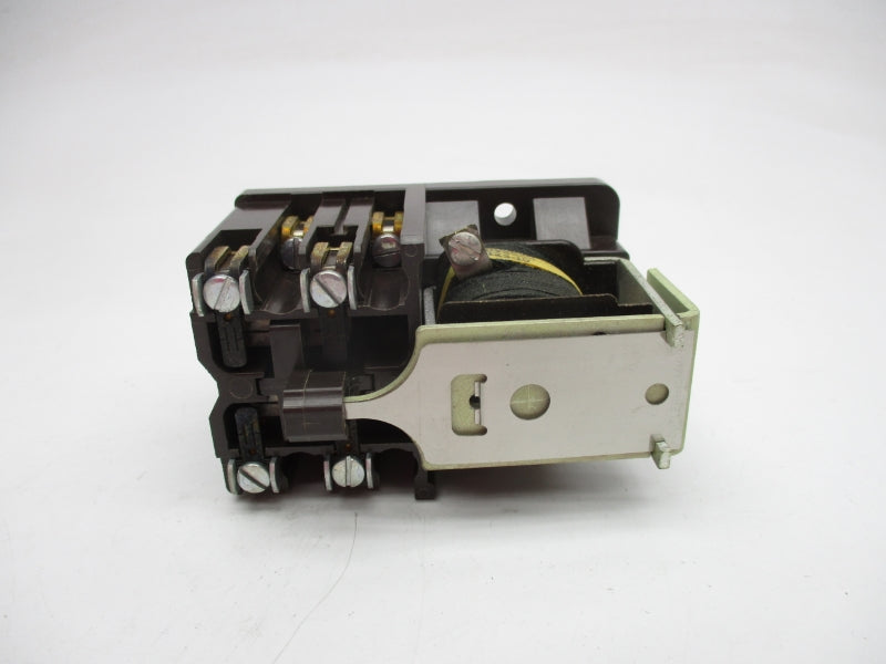 CUTLER HAMMER 9575H2736-67 220/240V 10A NSMP