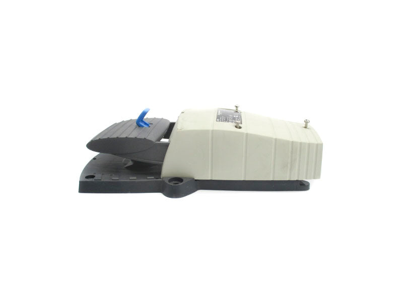 TELEMECANIQUE XPE-G810 240V 3A NSNP