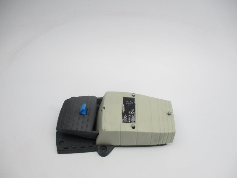 TELEMECANIQUE XPE-G810 240V 3A NSNP