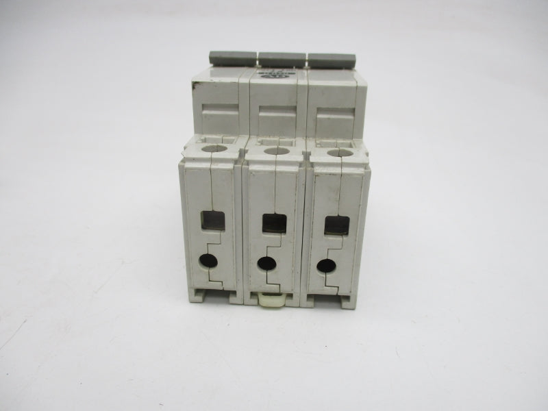 ALLEN BRADLEY 1492-CB3G070 SER. B 480VAC 7A UNMP