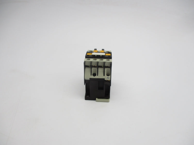TELEMECANIQUE CA2DN22M7 220-240V 10A NSMP