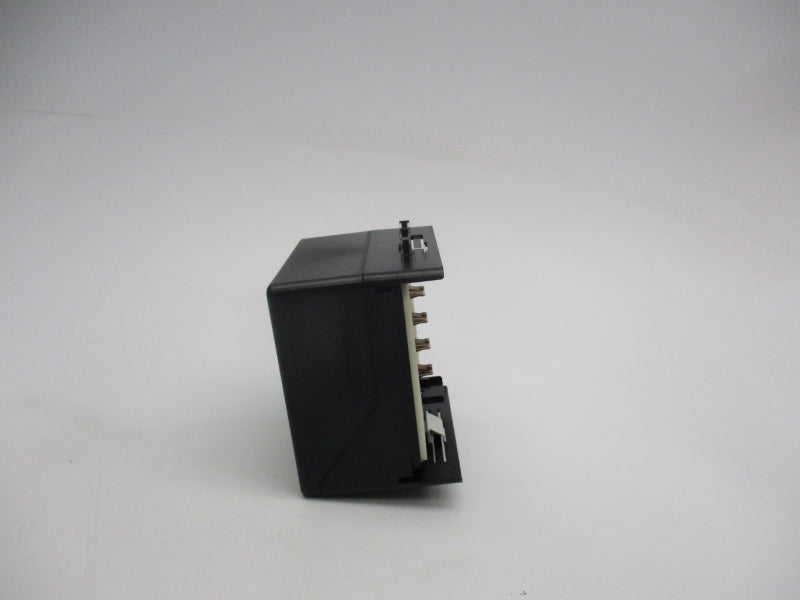 TELEMECANIQUE KNE02CF5 24-500V 20/25A NSMP