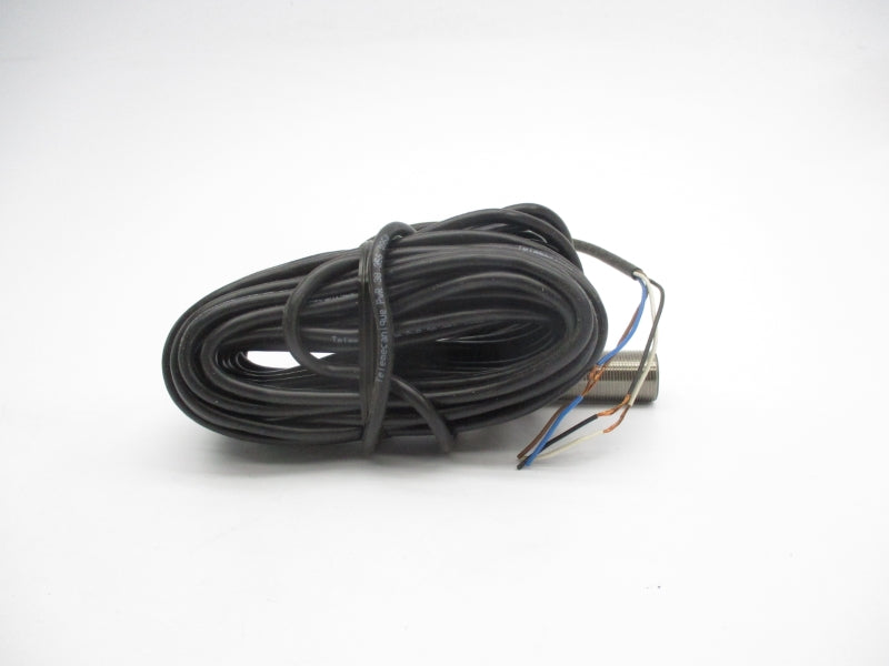 TELEMECANIQUE XS1M18KP340L2 12-24VDC NSMP