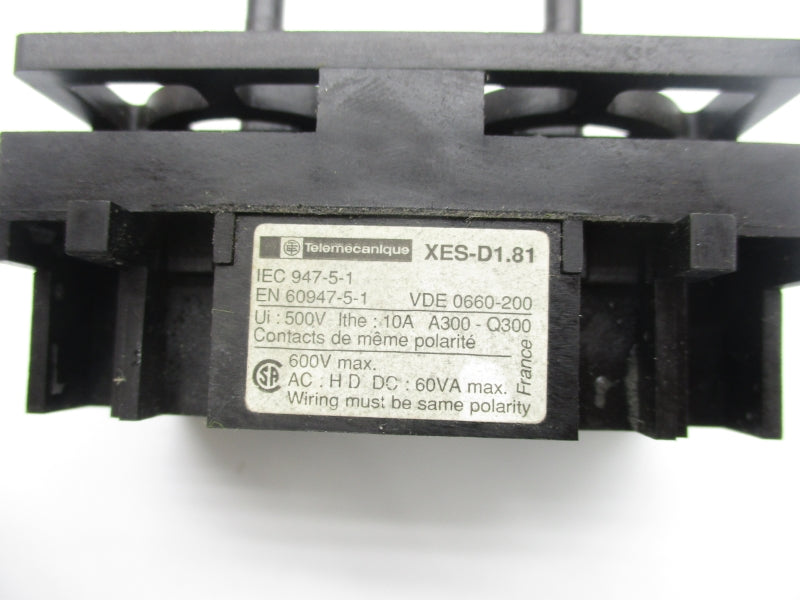 TELEMECANIQUE XES-D1.81 600V 10A NSNP