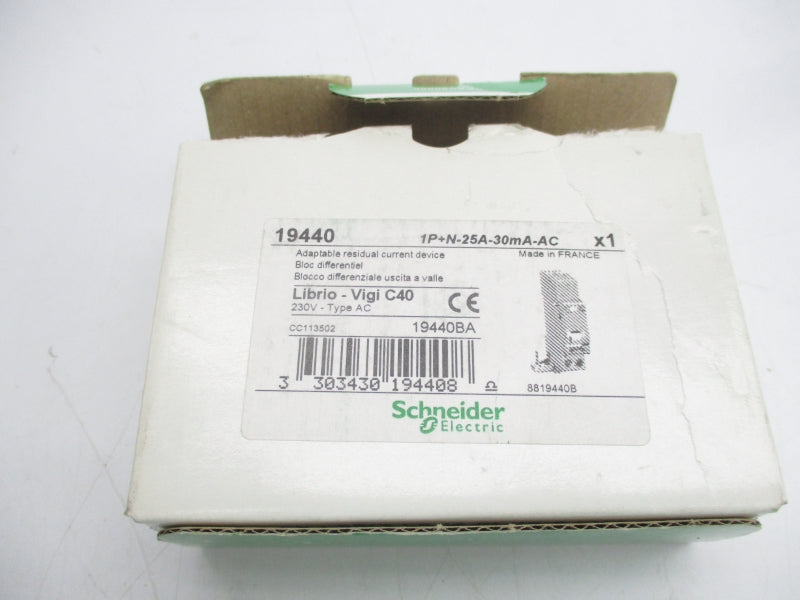 SCHNEIDER ELECTRIC 19440 230V 40A NSMP