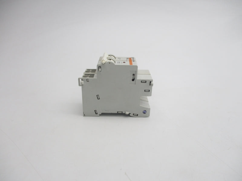 MERLIN GERIN 26963 220-240V NSMP