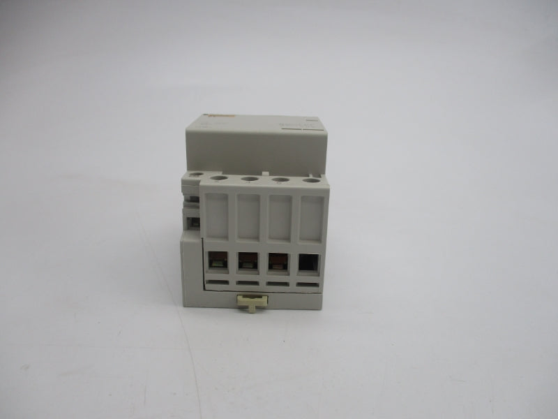 MERLIN GERIN 15967 230/240VAC 40A (PKG OF 4) NSMP