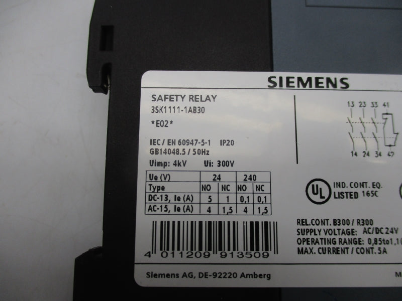 SIEMENS 3SK1111-1AB30 300V NSNP