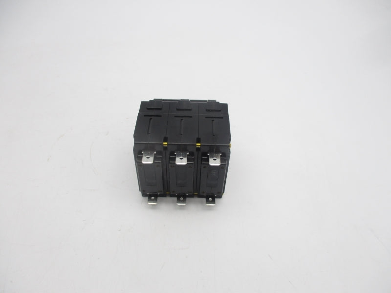 IDEC NRAN3100F-10AAA 250VAC 10A NSMP