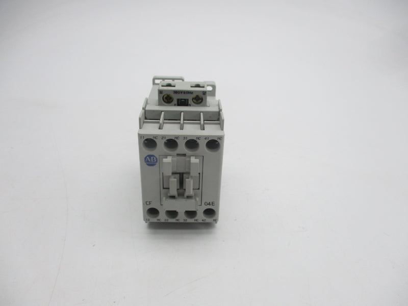 ALLEN BRADLEY 700-CF040E SER. A 380V 25A (BR/WH) NSMP