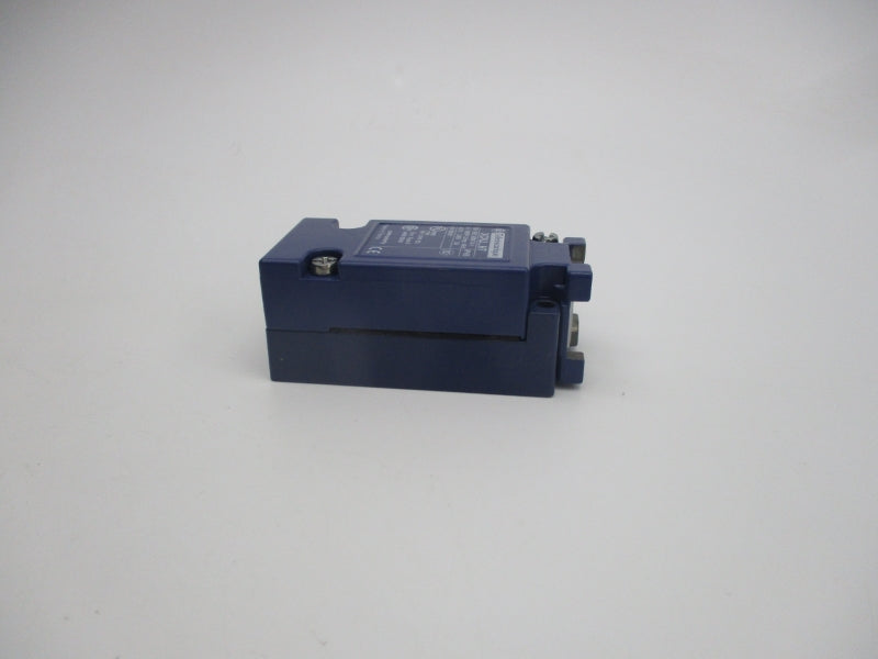 TELEMECANIQUE ZCKJ11H7 600V 3A NSMP